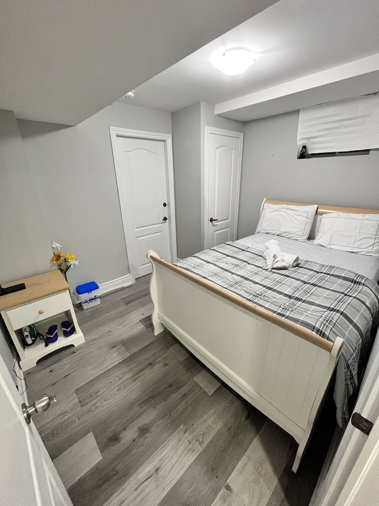 Luxury 2 bedroom 2 full baths rooms - Image 3