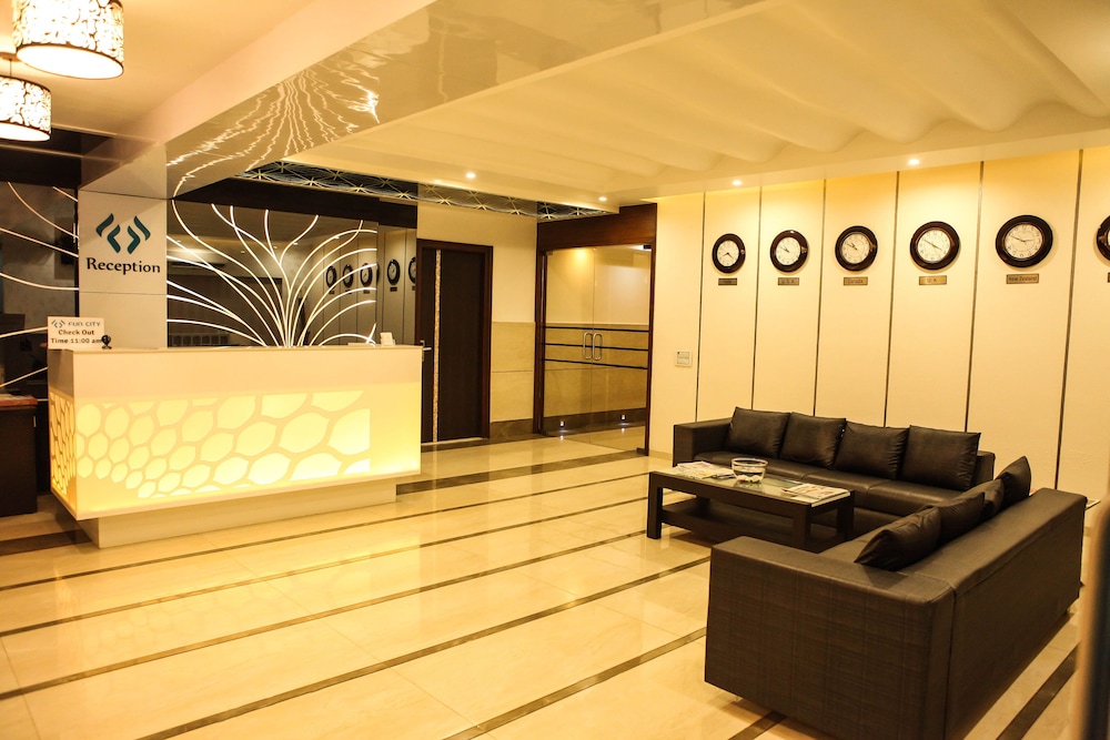 Hotel Fun City