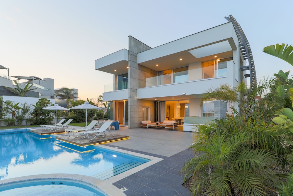 Tranquility Beachfront Villa