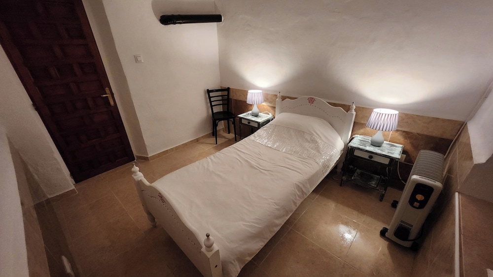 Casita-1 To 7guests-private/pool-patio-bbq-parking