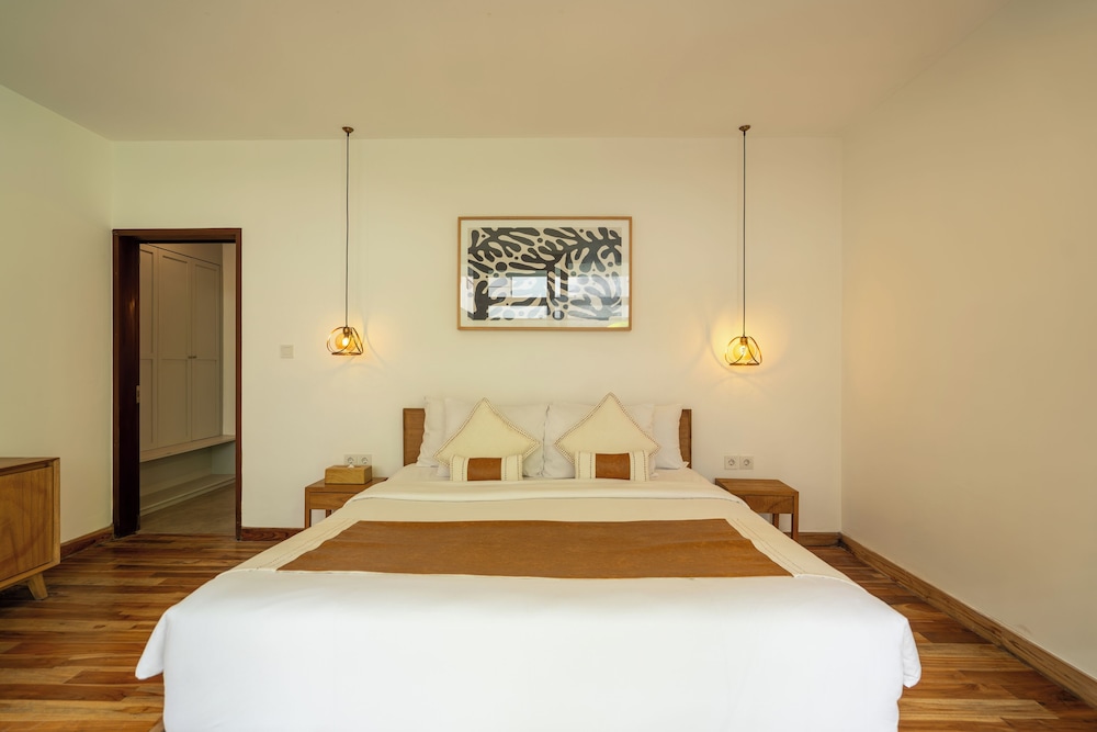 Green Moon Villa by Betterplace