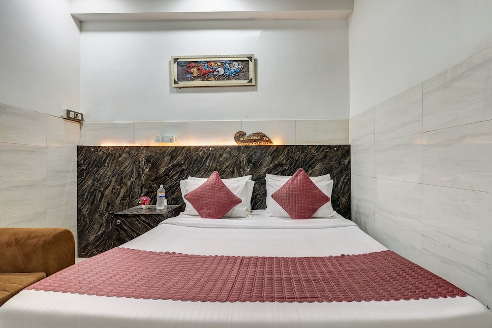 Hotel Revive By The Premium Villa