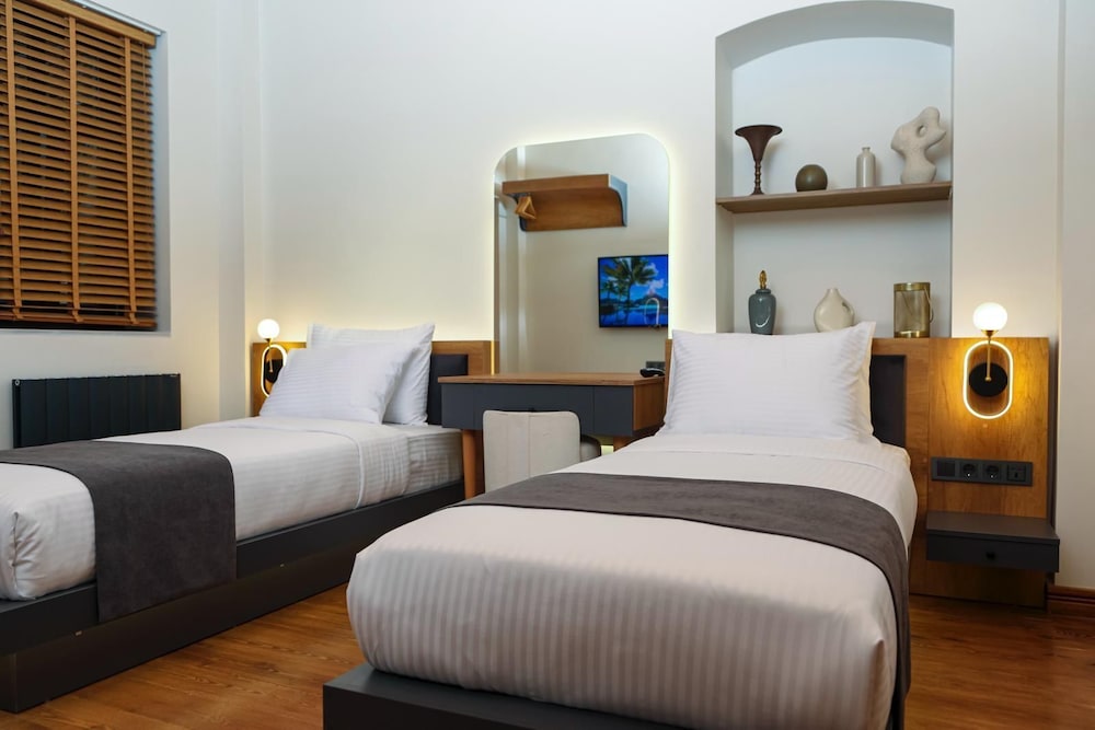 Elmira Pera Otel Spa - Image 14