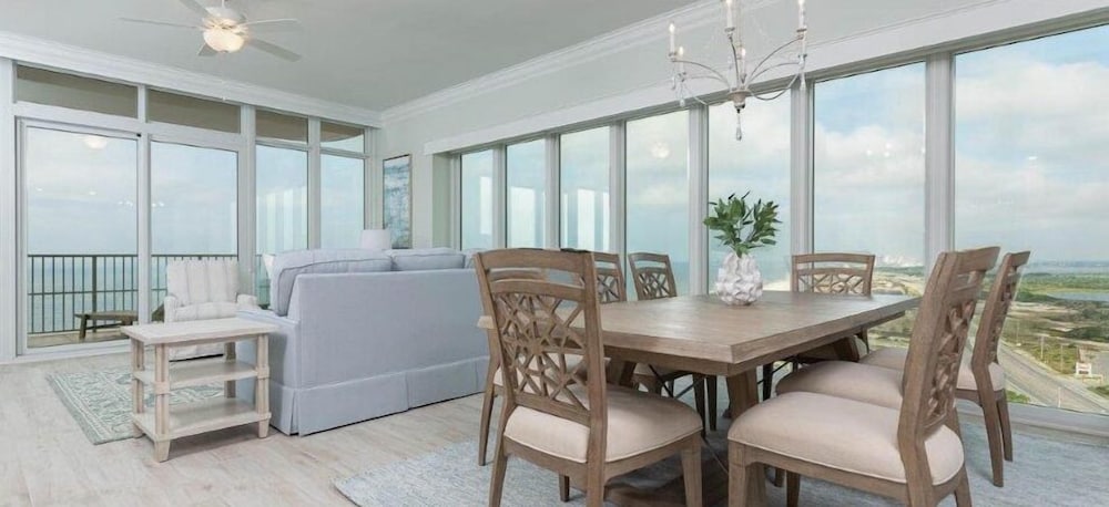 Phoenix Gulf Shores Ii 1905 4 Bedroom Condo