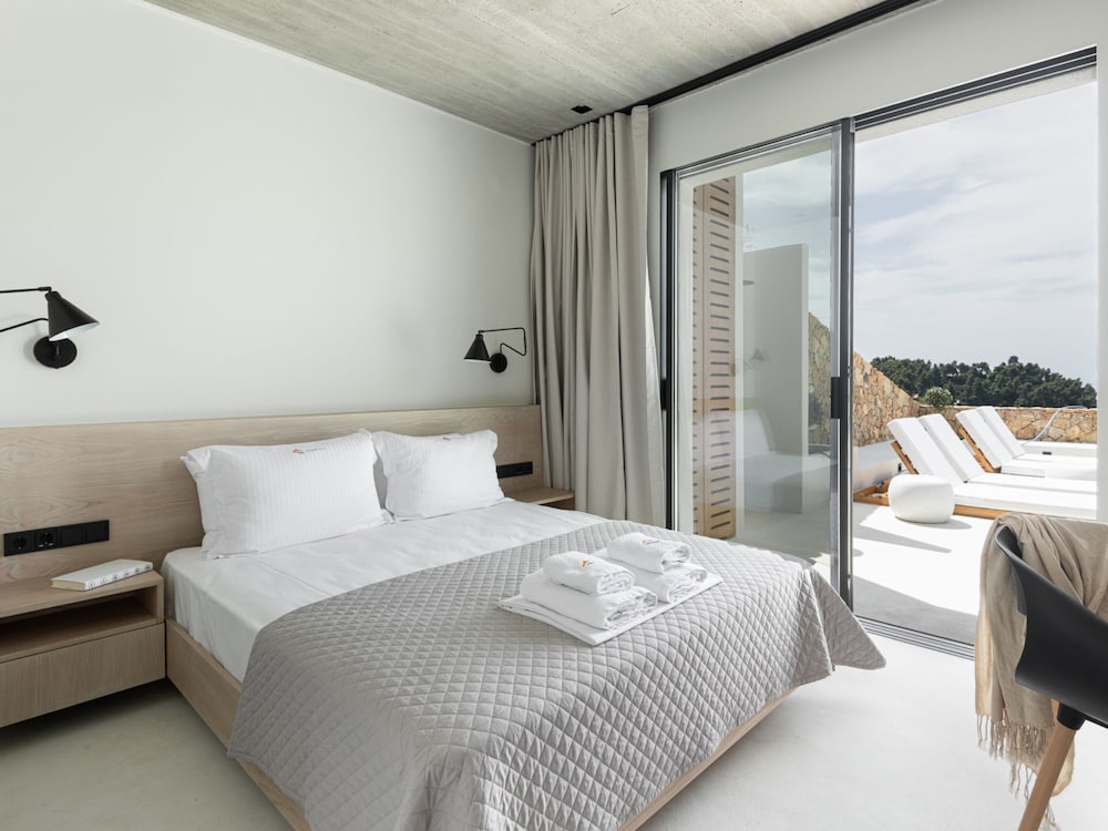 Design Villa Skioni by Halkidiki Villas