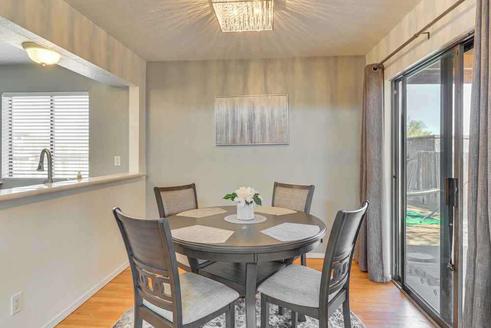 4 Mi to Old Town Plaza: Albuquerque Home w/ Patio