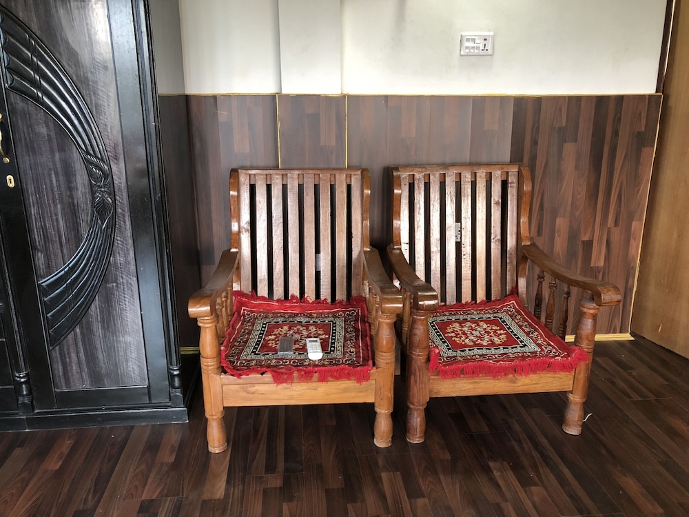 Chitwan Homestay