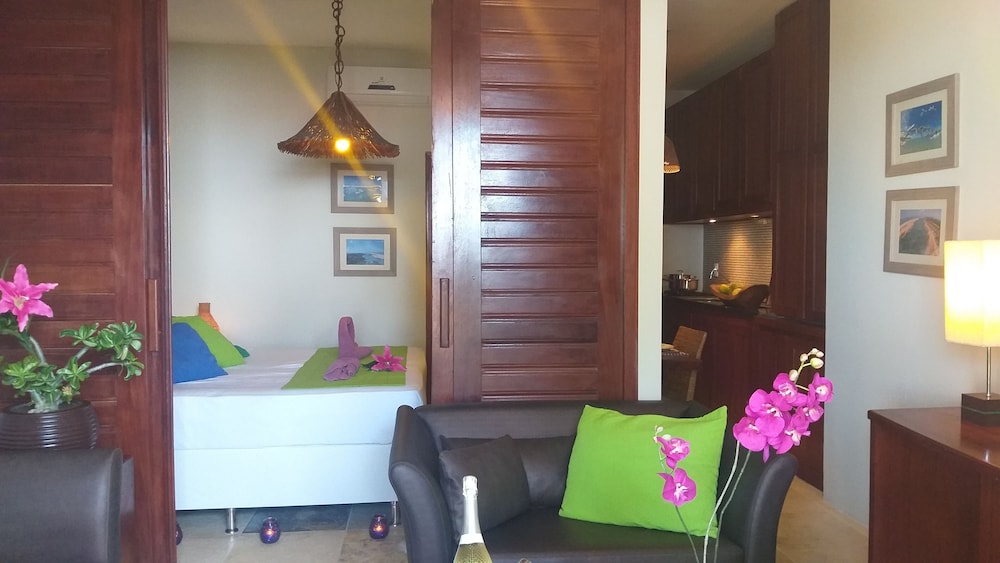 The Royal Windvillage, Waterfront Holiday Homes, Garden & Spa