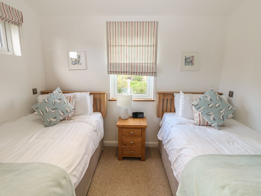 14 Faraway Fields view 3