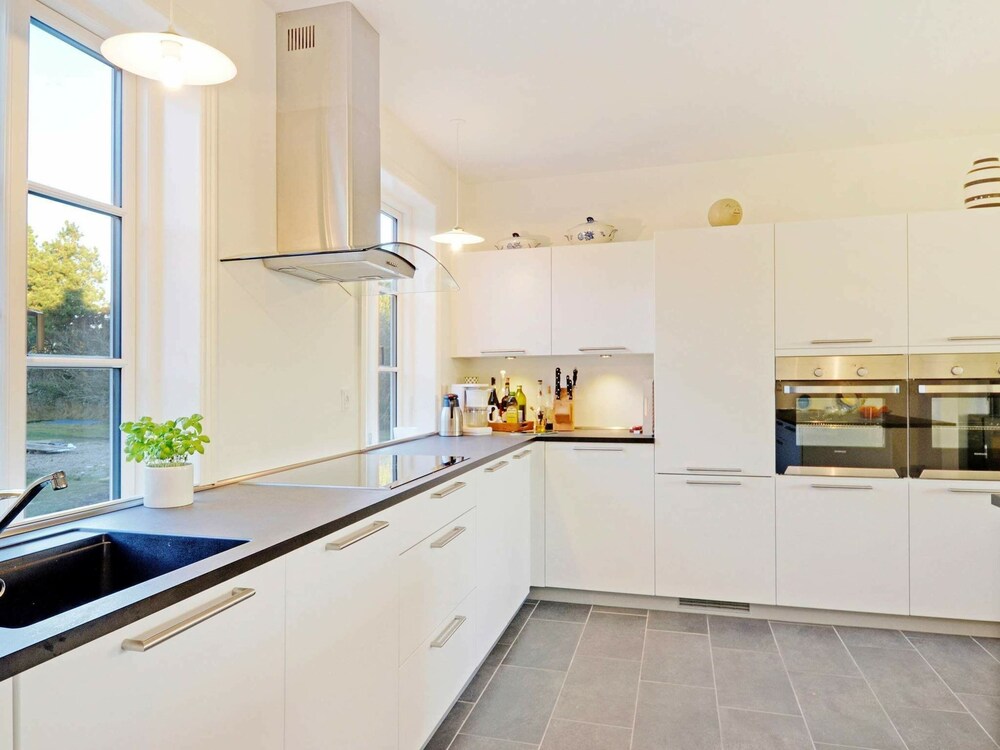 10 Person Holiday Home in Oksbol view 4