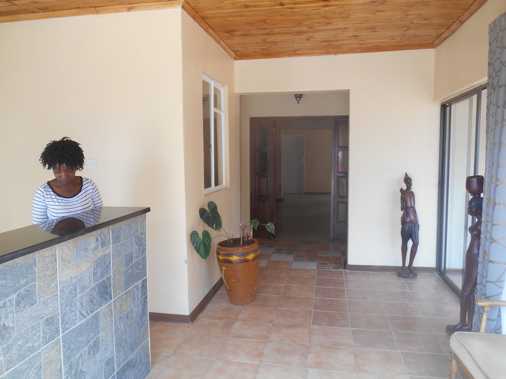 Pebble Rock Lodge