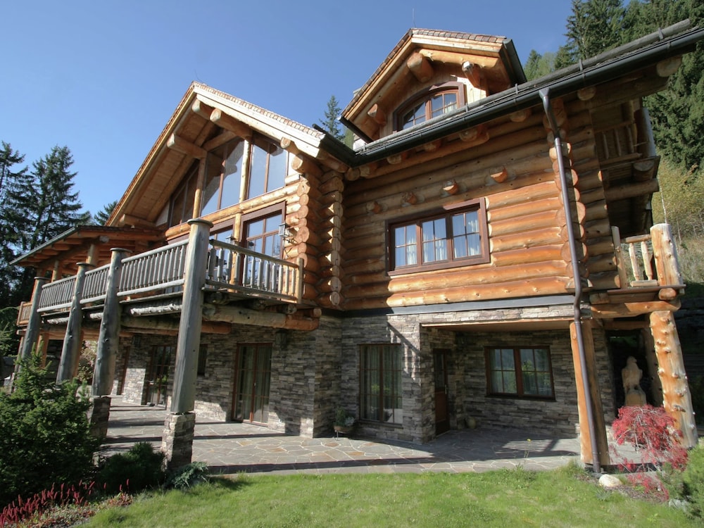 Chalet in Bad Kleinkirchheim With 2 Saunas