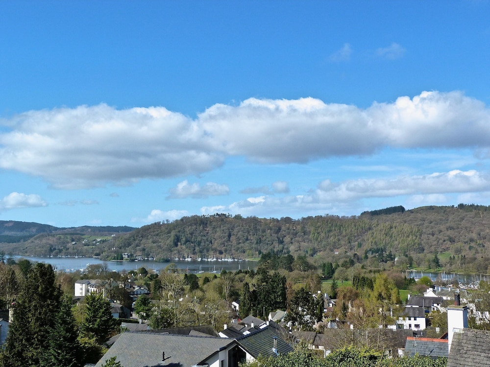 Blenheim Lodge