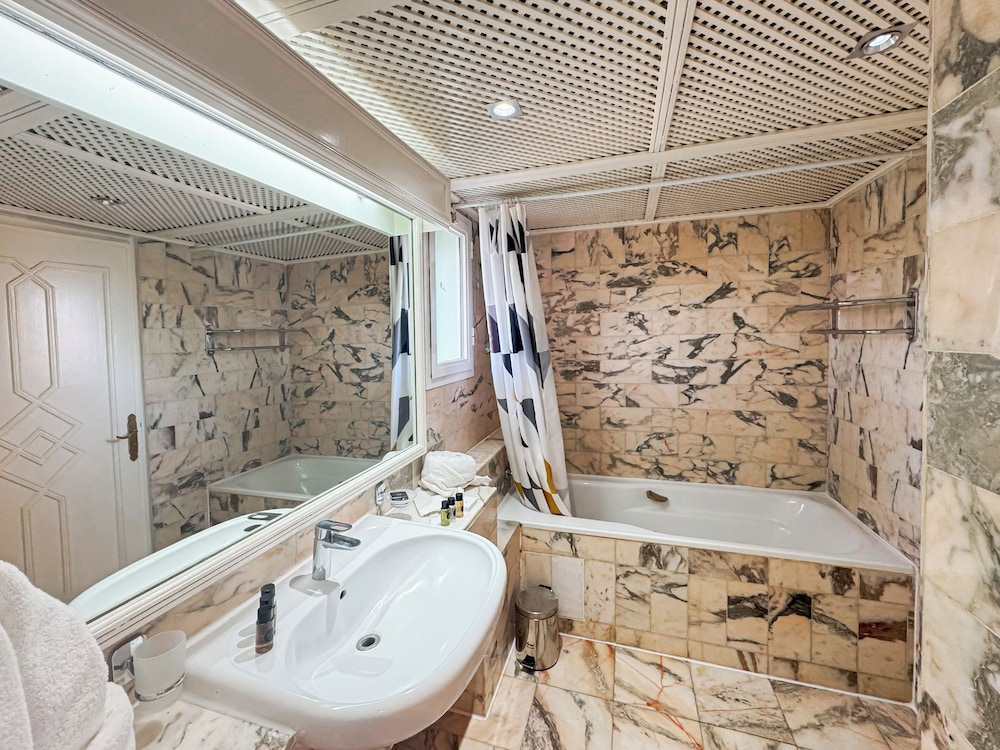 Luxurious Duplex in a Peaceful Resort