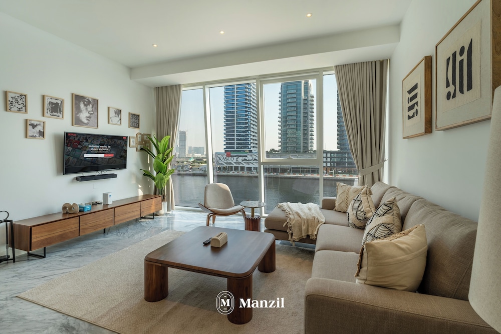 Manzil - Modern 1BR w Stunning Lake View