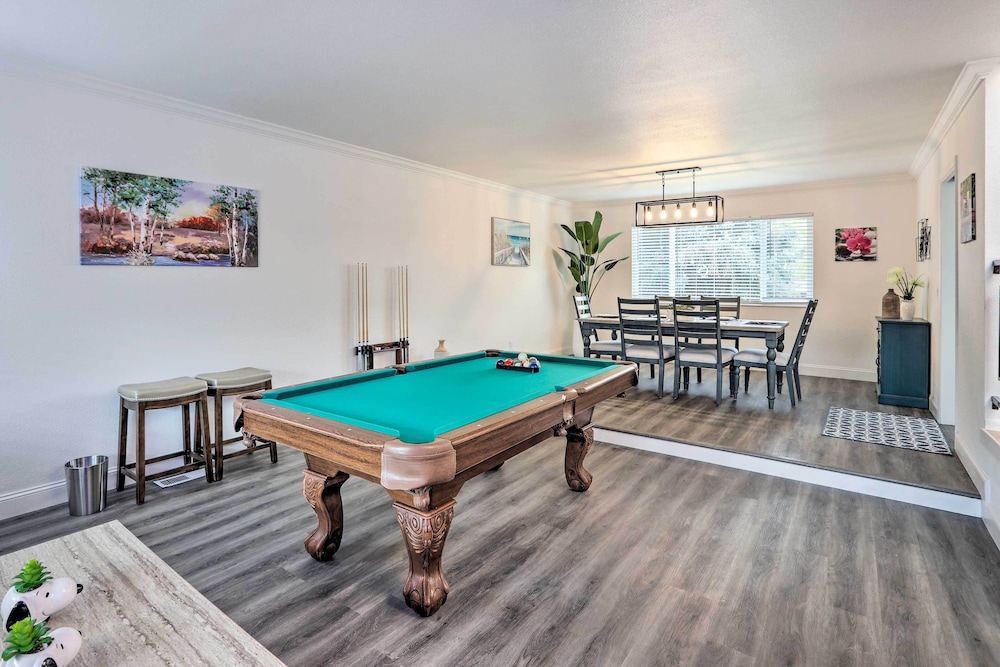 Reno Vacations - Sleek Family Retreat: 4 Mi to Downtown Reno! - Property Image 4