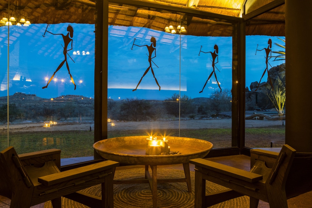 Ai Aiba - The Rockpainting Lodge