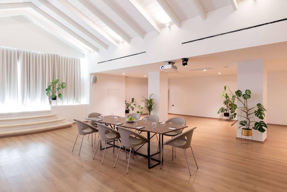 Aulus Chania Resort, Curio Collection by Hilton