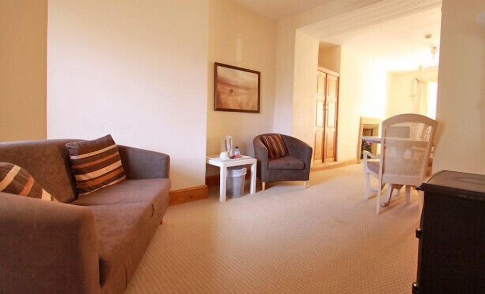 Haltwhistle Vacations - Centre of Britain Hotel  Restaurant - Property Image 6