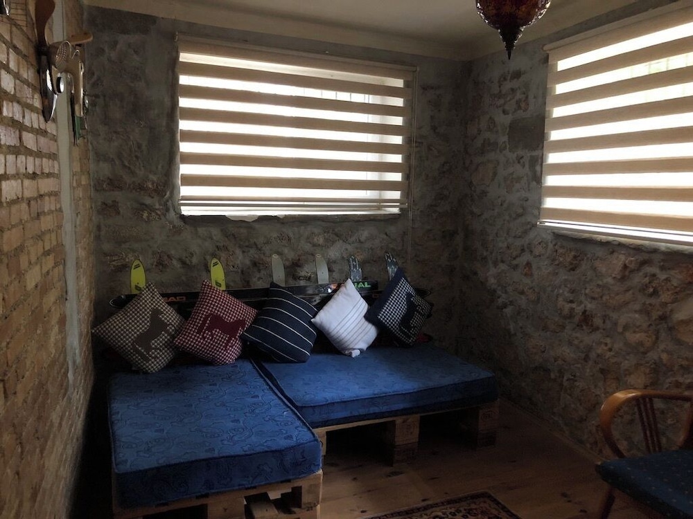 Ozzy Homes