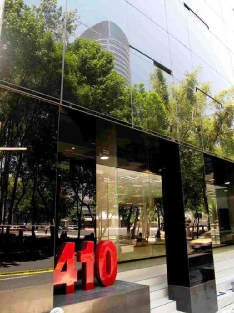 Hotel Suites Capri Reforma - Image 1