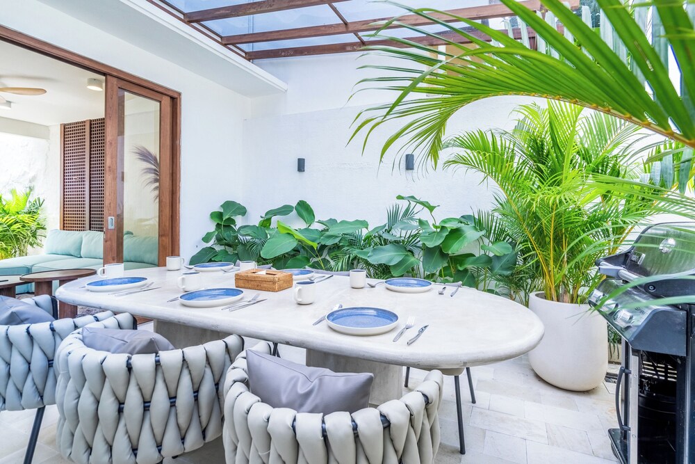 Melasity Villa by Betterplace