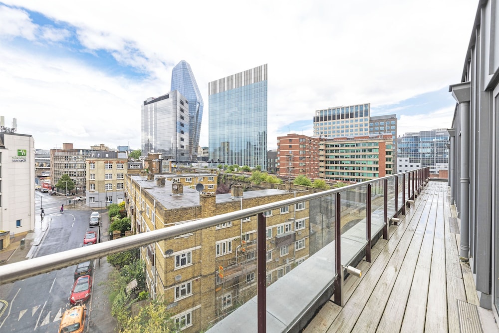 Accomodo London Waterloo - Luxury & Spacious Triplex Penthouse on Southbank
