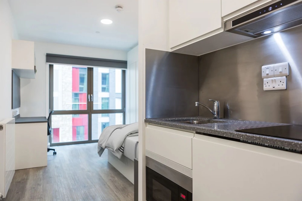 For Students Only Chic Studios and Ensuites at Chapter Highbury II in London
