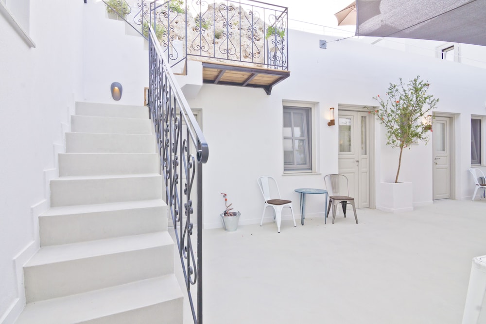 Lindos Comfy Suites