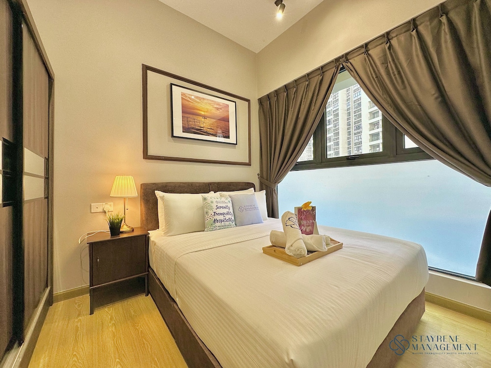 Country Garden Danga Bay Sea View Homestay by Stayrene