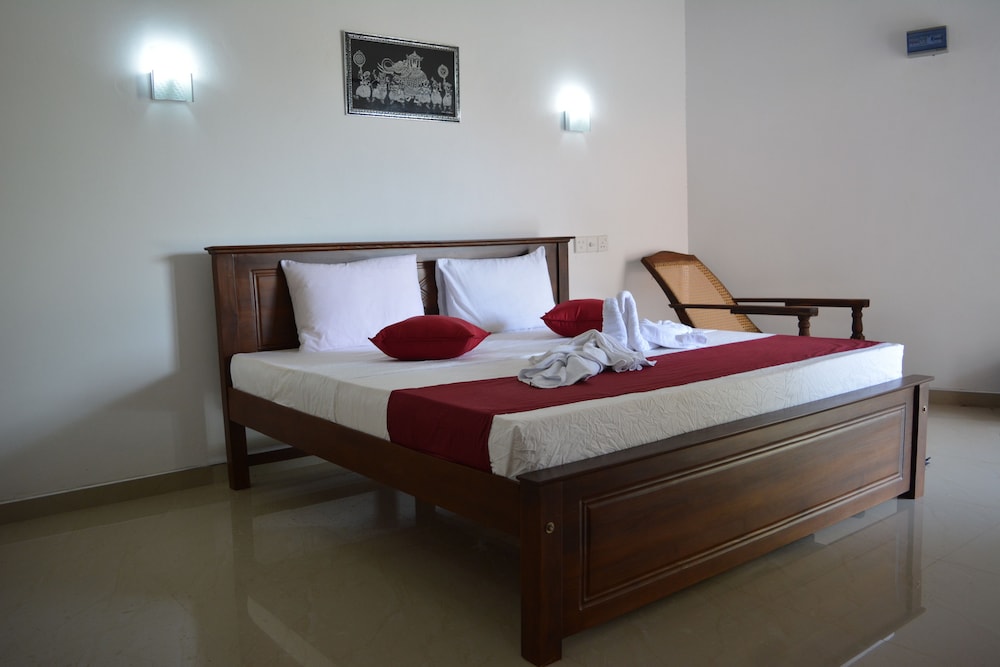 Lagoon Resort Goviyapana