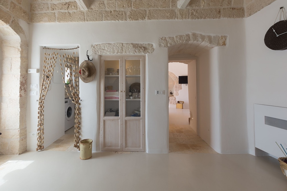 Trullo Atmosfera en Ostuni — other