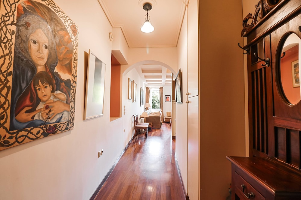 The Writer's House-Liston Corfu