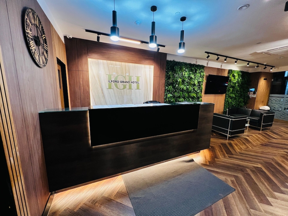 Ilford Vacations - Ilford Grand Hotel - Property Image 19