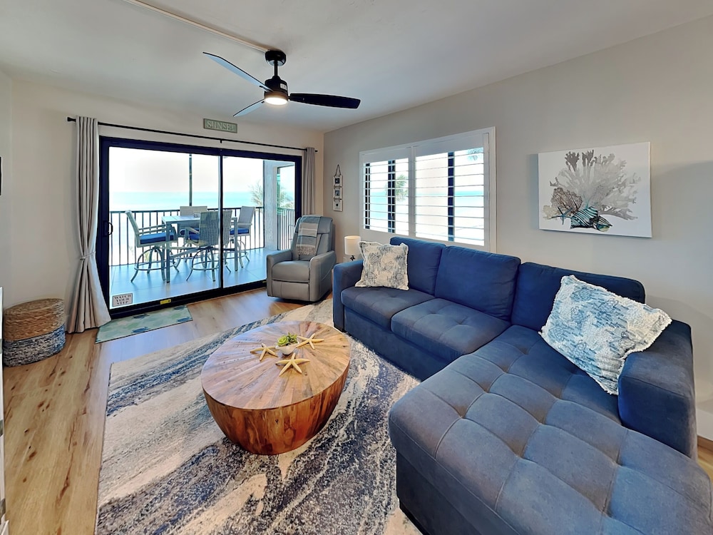 Seaside 3 by Distinctive Beach Rentals