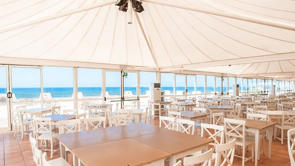 La Plage Resort