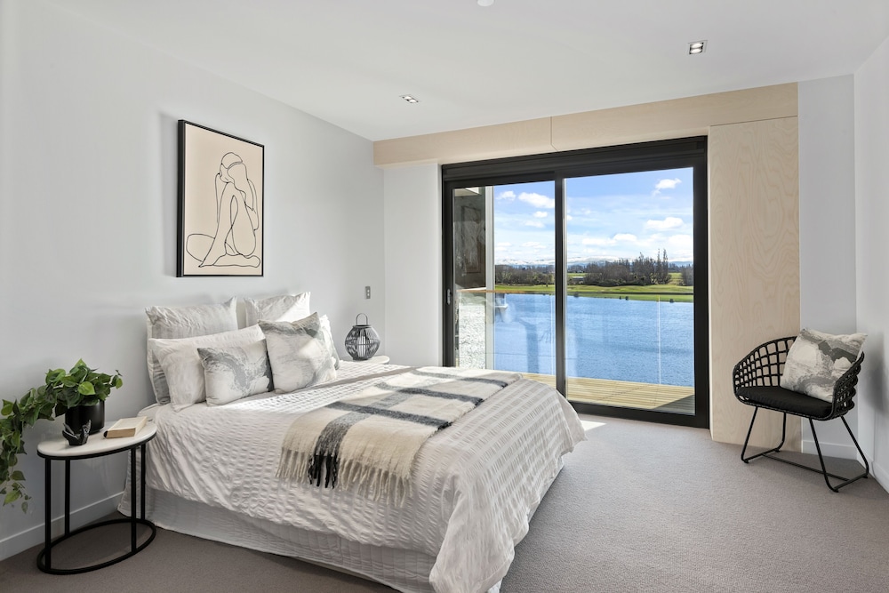 Clearwater Quays Apartments view 2
