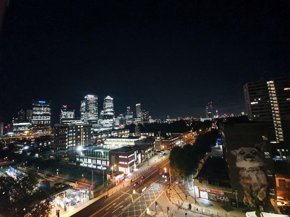 Livestay 3 Bed Apt on 8th Floor With Amazing Views