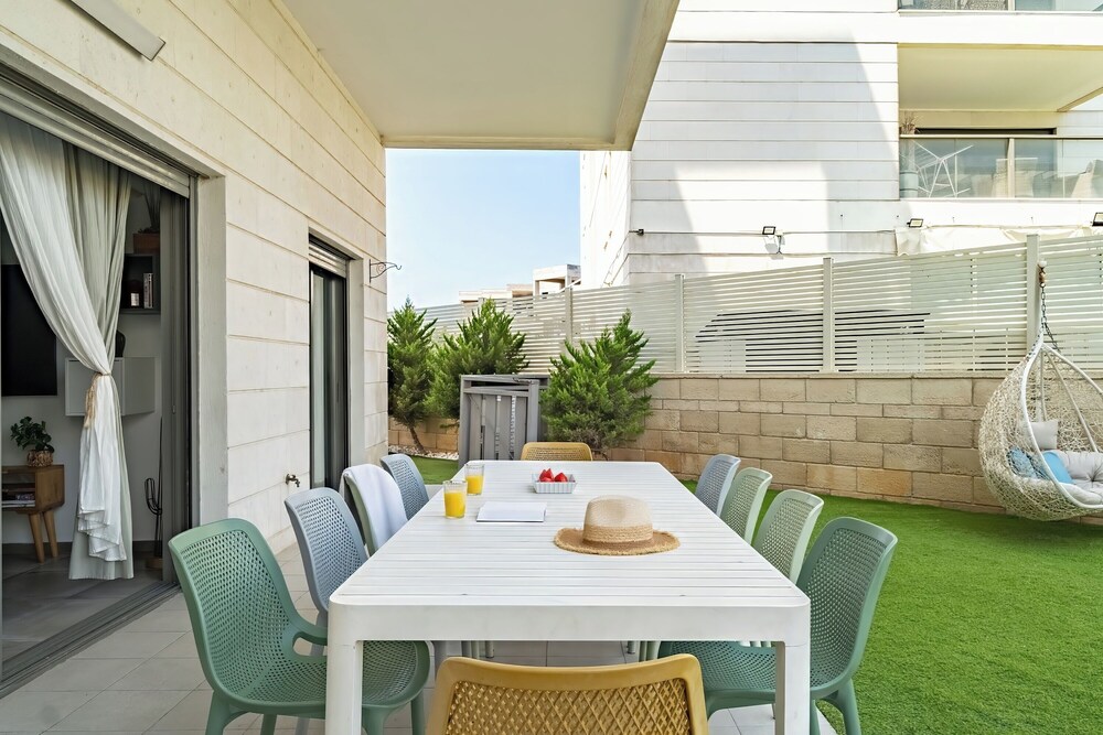 Achziv Bright Garden Stay by Sea N' Rent