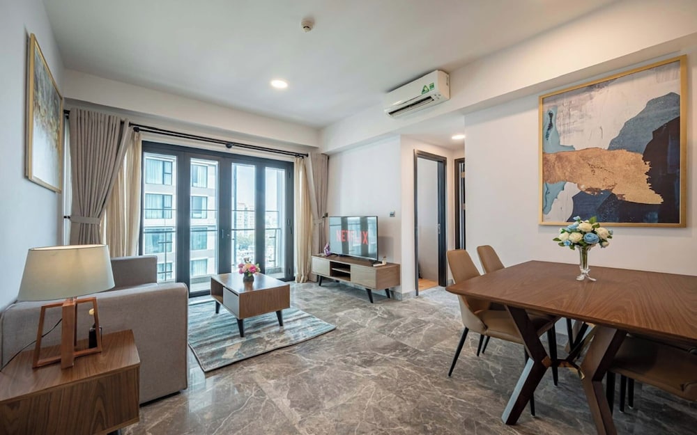 D1mension Riverside - ANGIA Hospitality