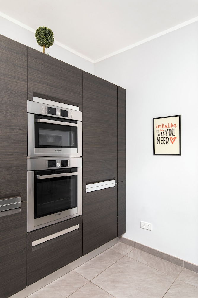 Sliema Seaside Penthouse with Terrace
