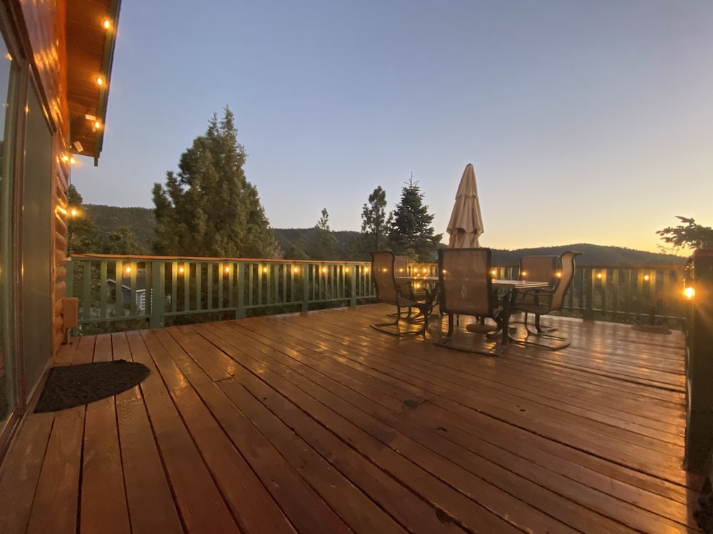 Wolf View Lodge