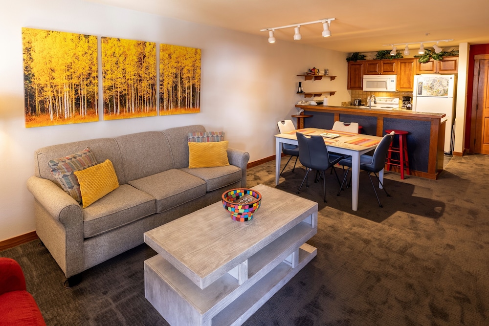 One Bedroom Condos at Powderhorn Lodge - Solitude UT