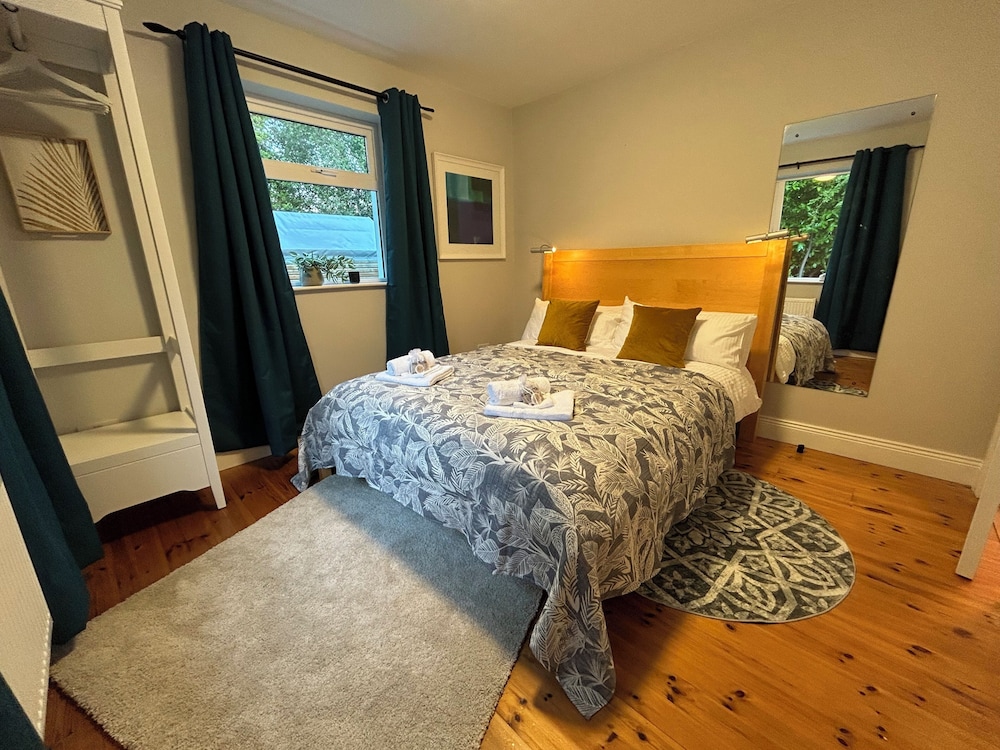 4 Bedroom Detached Home Close to Kenmare Town