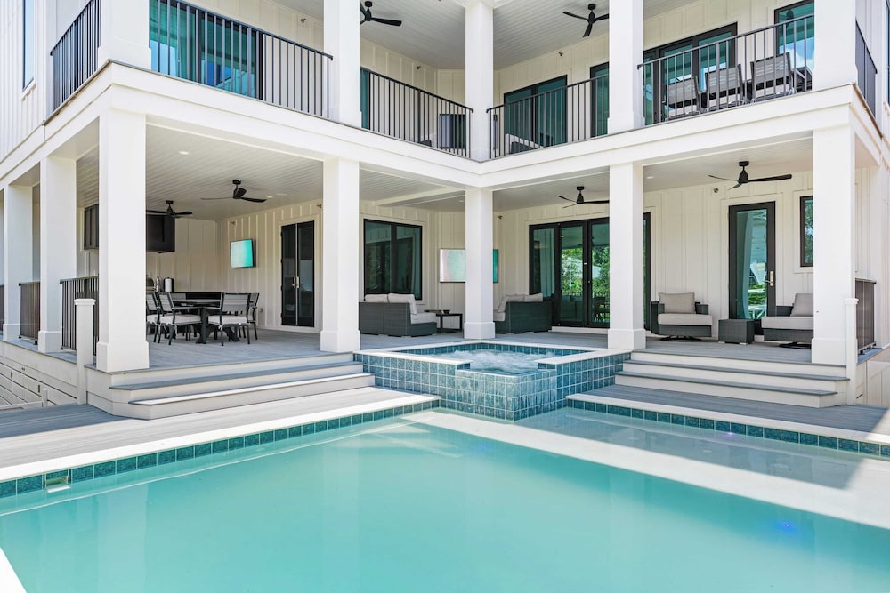 All Decked Out Seagrove by Avantstay Priv Pool+hot Tub, Ocean Views!