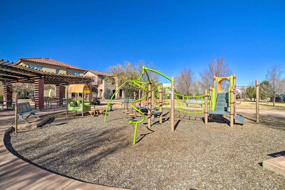 9 Mi to Old Town Albuquerque: Getaway w/ Grill! view 5