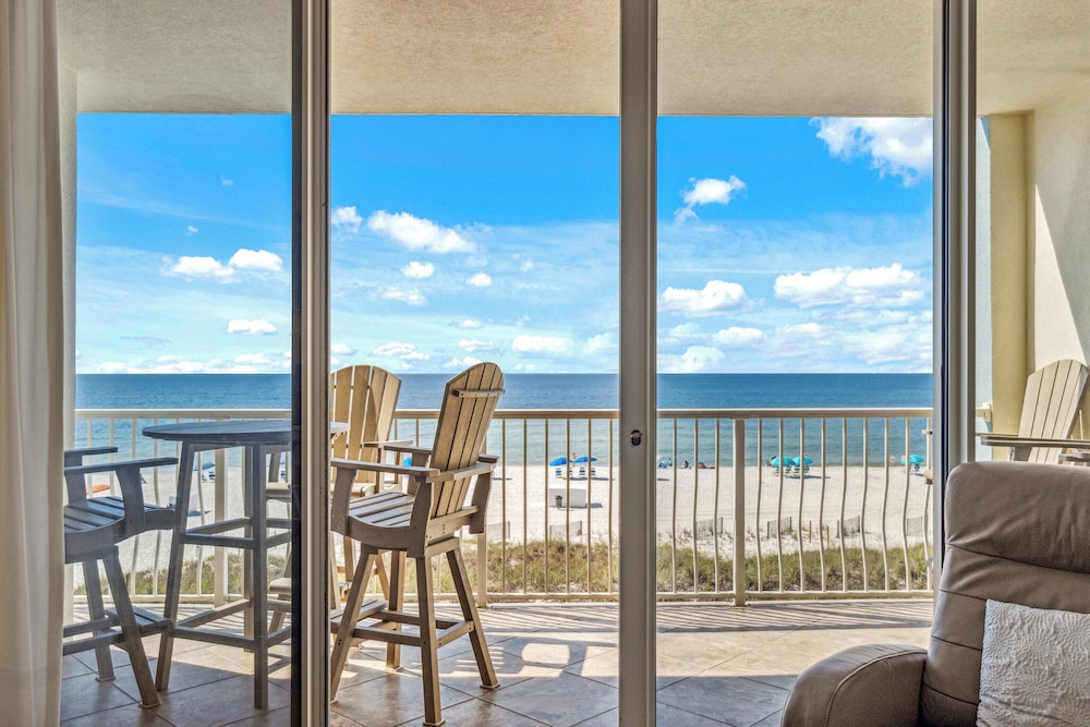 Emerald Key by Southern Vacation Rentals
