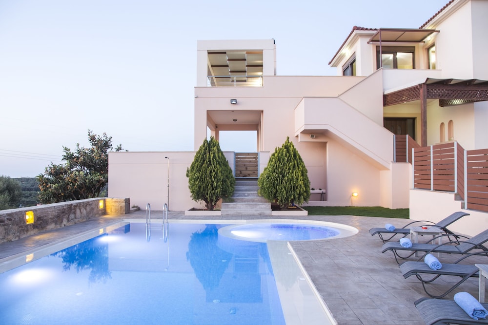 Villa Saint George