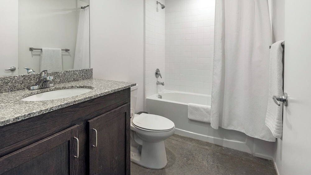 Landing Furnished Apartments Downtown Memphis
