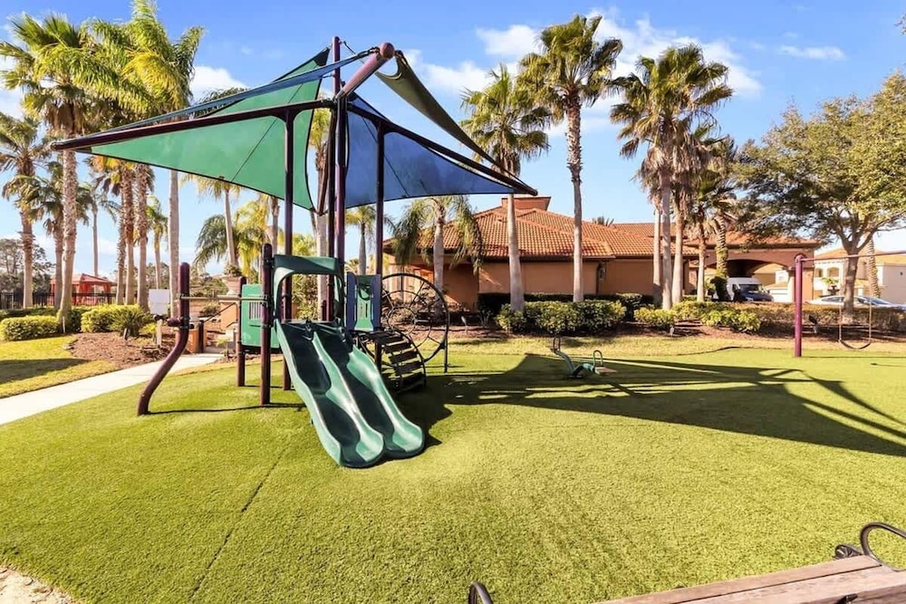 Luxury Villa Near Disney 6 Bd Home With Private Pool and Resort